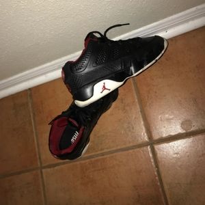 Jordan retro 9 low top breds